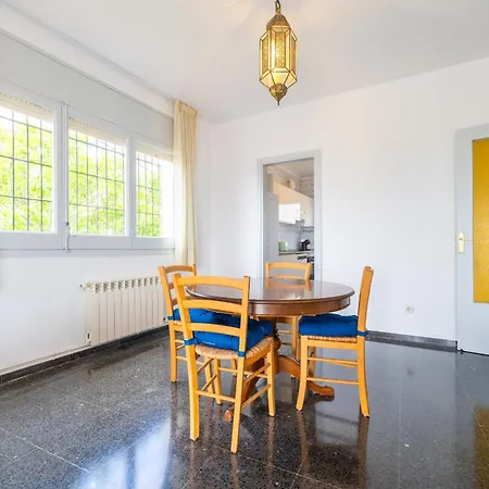 Homeholidaysrentals Himalaia - Costa Barcelona