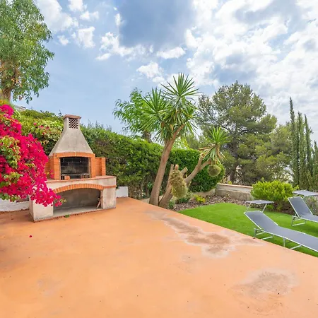 Homeholidaysrentals Himalaia - Costa Barcelona *